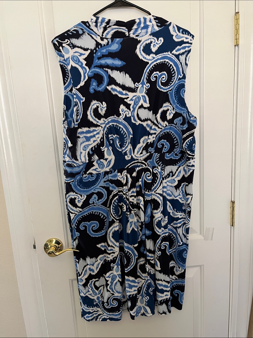 Chico's v neck sleeveless Navy, Light Blue & White Swirl Midi Dress size 3 14/16 - Picture 8 of 10